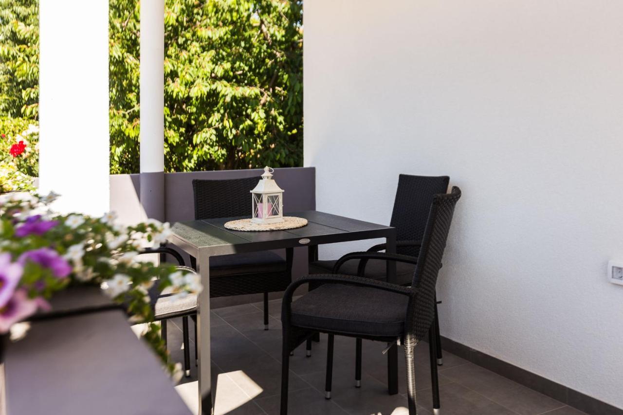 Petra Modern Apartment With Free Parking And Bbq Задар Екстер'єр фото